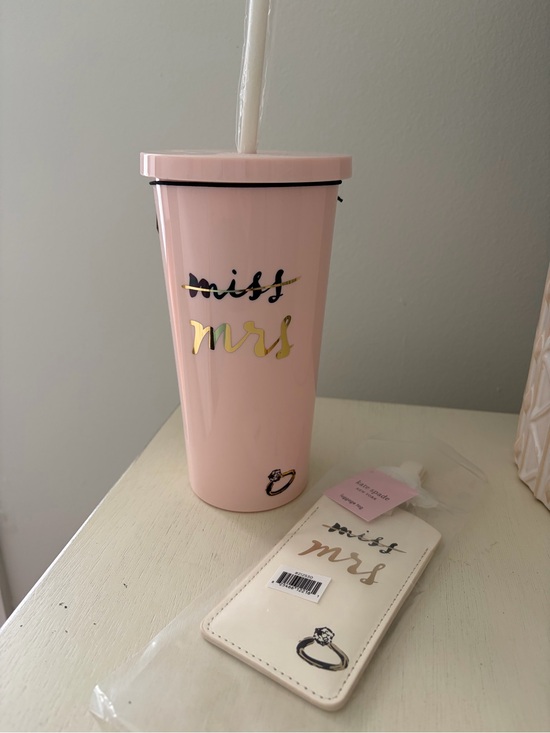 kate spade Other - Kate Spade MISS to MRS Tumbler & Luggage Tag